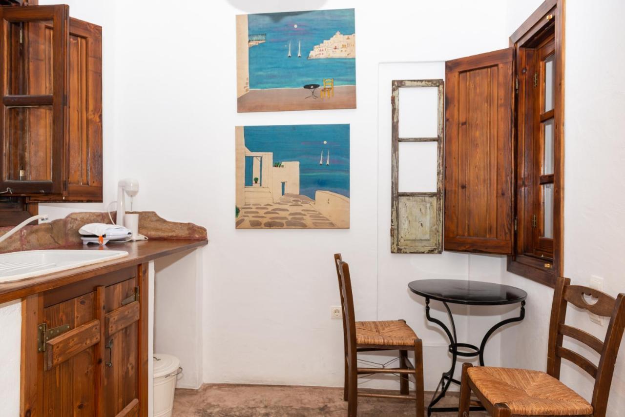Kalderimi Studios Patmos Town Exterior photo