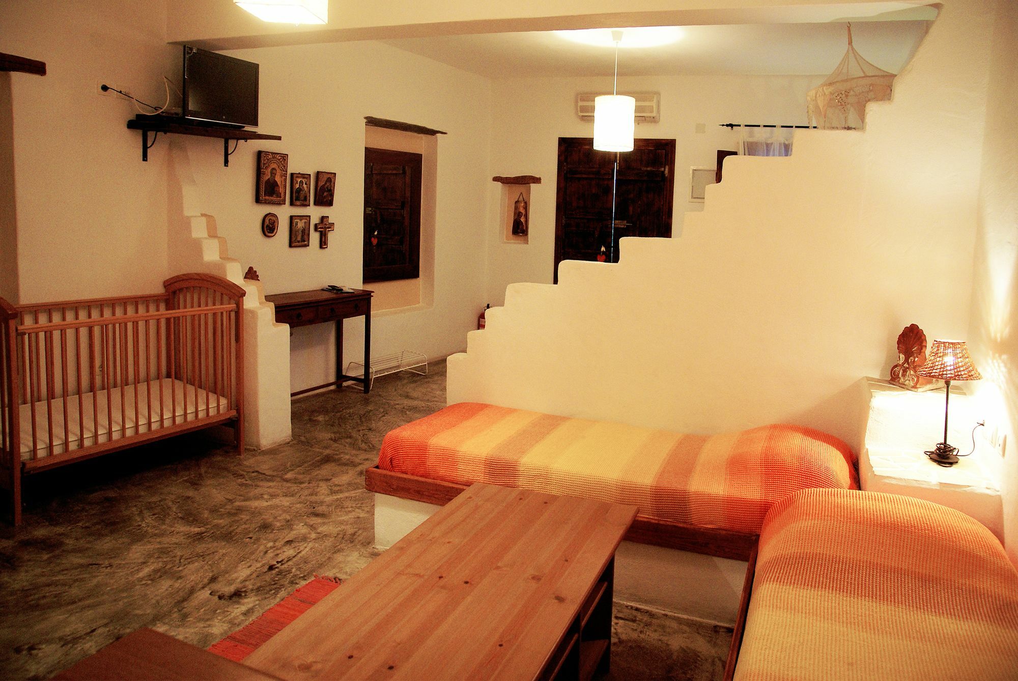 Kalderimi Studios Patmos Town Exterior photo